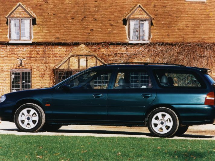 Ford Mondeo SW V6 profilo