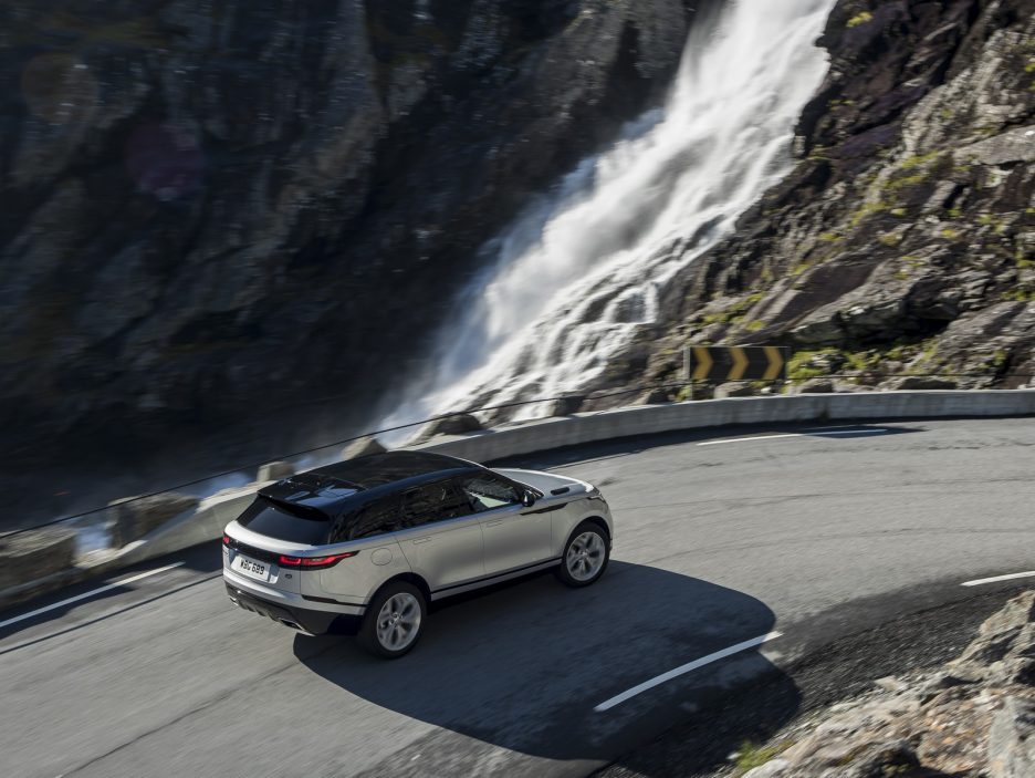 Land Rover Range Rover Velar vista dall'alto