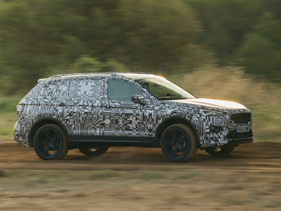 SEAT-Tarraco-on-and-off-road-performance-in-detail_001_HQ