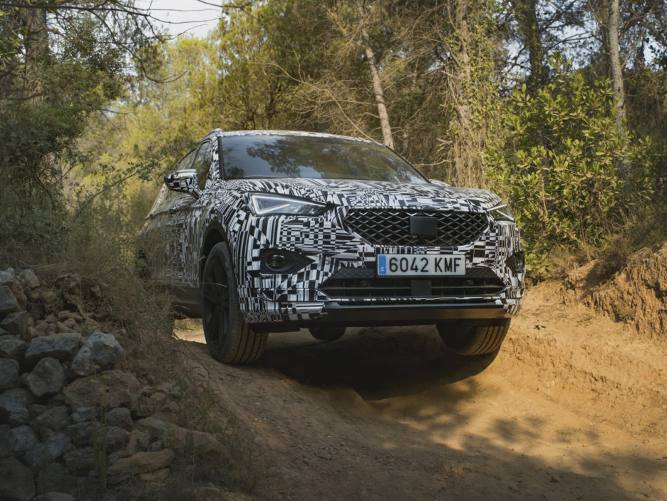 SEAT-Tarraco-on-and-off-road-performance-in-detail_004_HQ