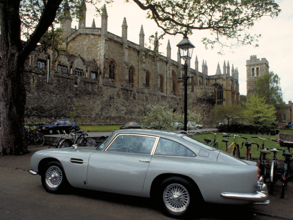 Bond's DB5 parked up while he has a lesson with Professor Inga B