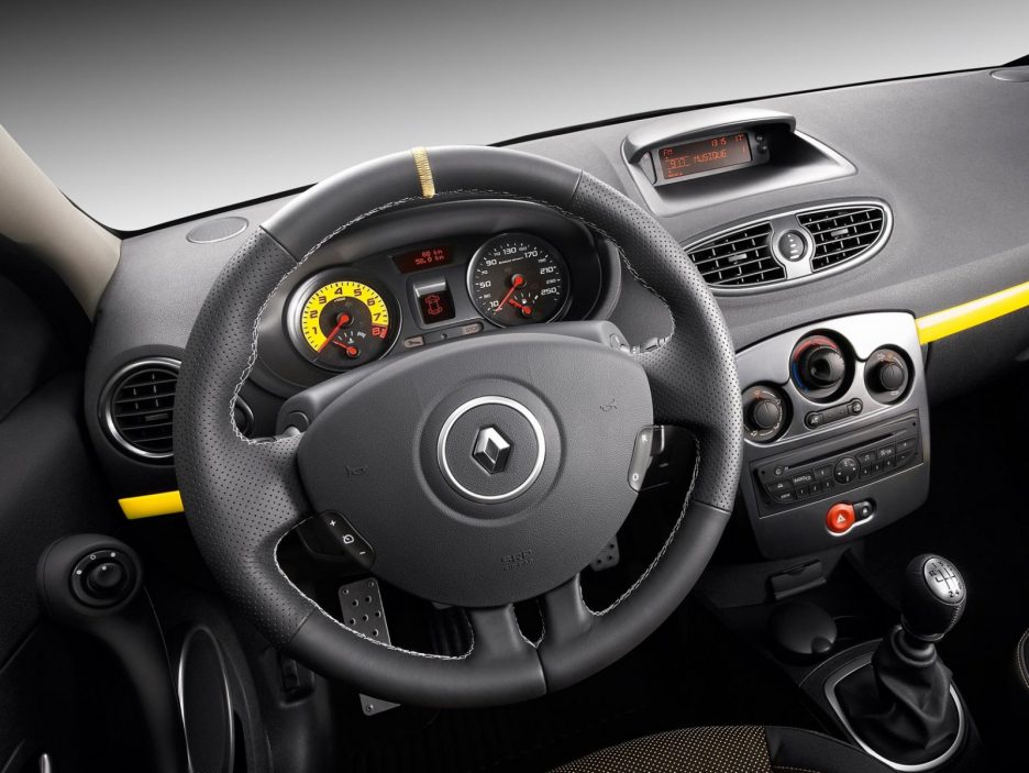 Renault Clio RS seconda generazione restyling interni