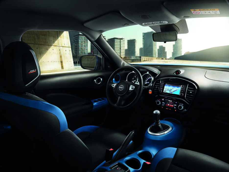 Nissan Juke MY18 Interior - Blue