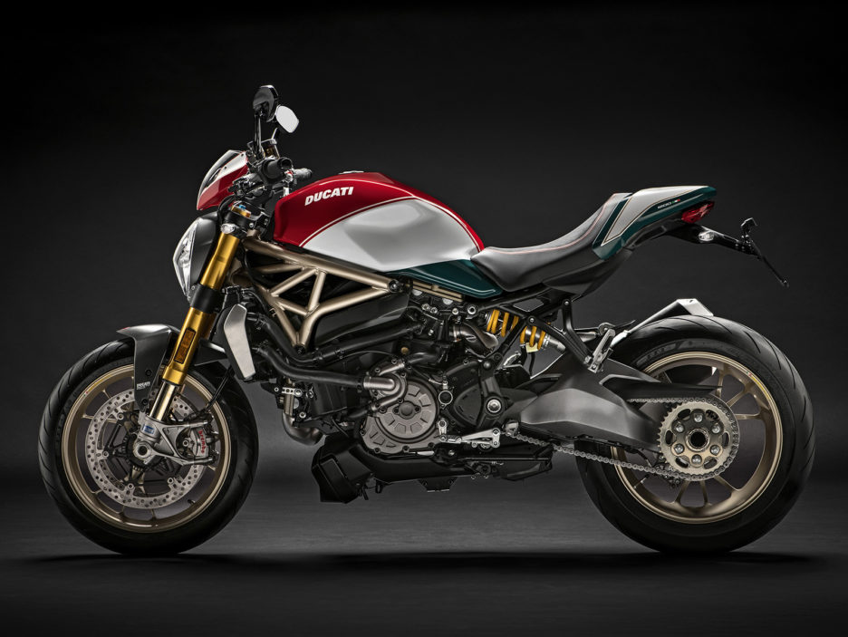 Monster 1200 25 Anniversario_2_UC66338_Mid