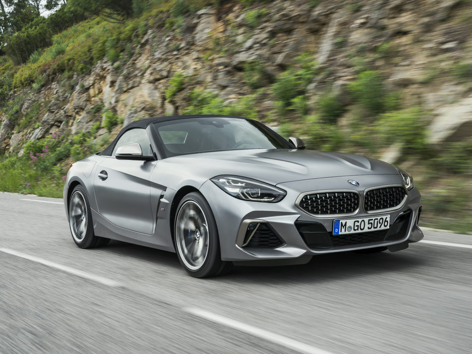 P90318597_highRes_the-new-bmw-z4-roads