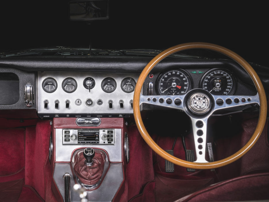 jlrclassicinfotainment310818j01