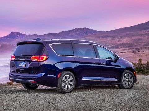 2017 Chrysler Pacifica Hybrid