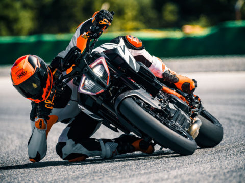 244689_RSC0373 wotr B flat