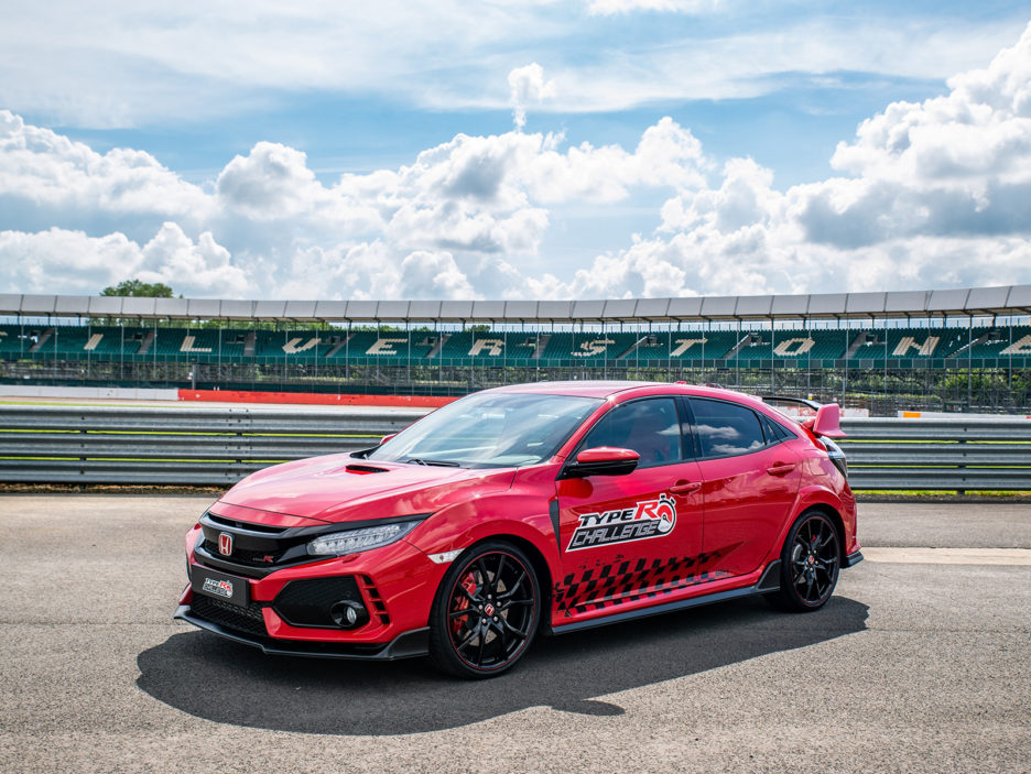 Three in three for Type R: British Touring Car champion, Matt Ne