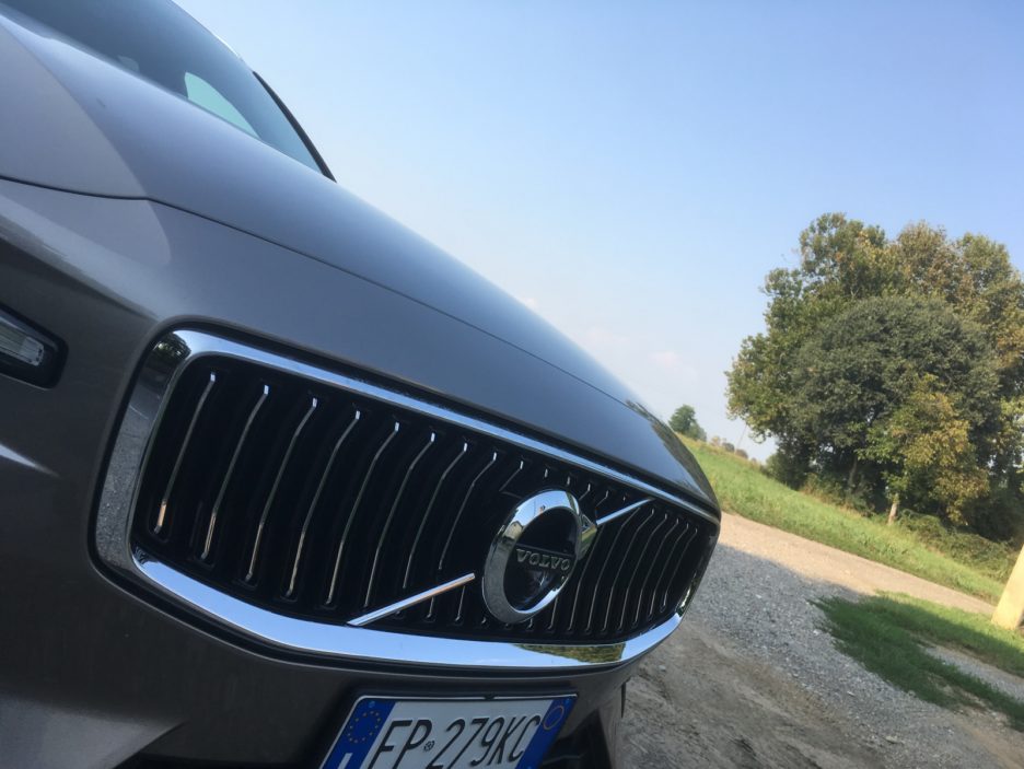 Volvo V60 mascherina