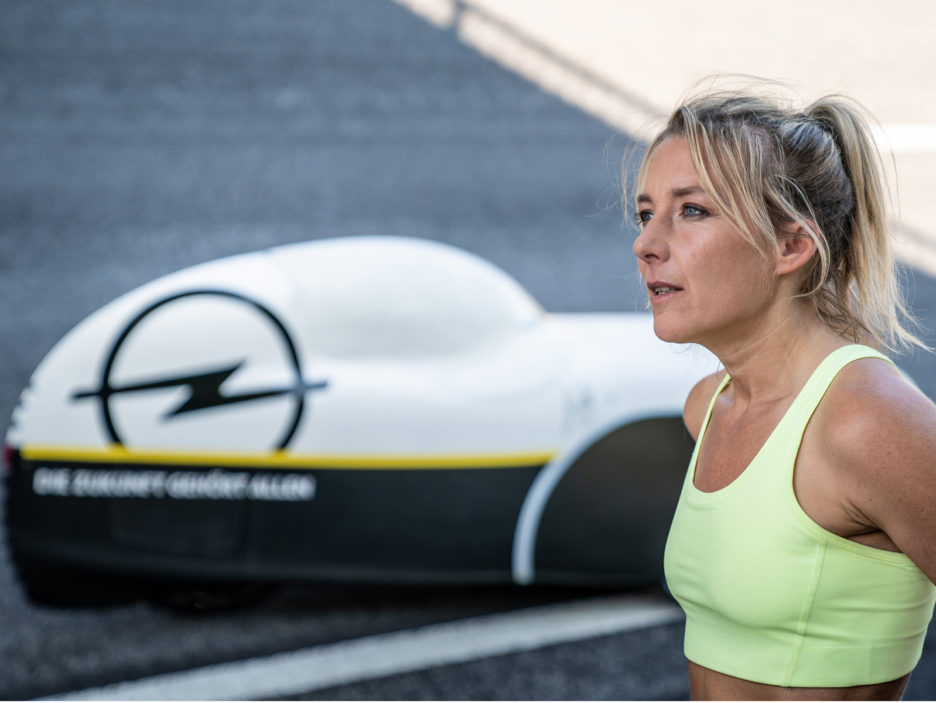 Nicola Walde im Opel Test Center Rodgau-Dudenhofen, Juli 2018