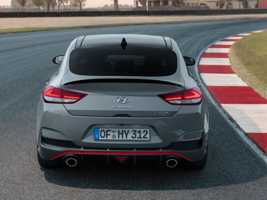 Hyundai-i30_Fastback_N-2019-1600-10