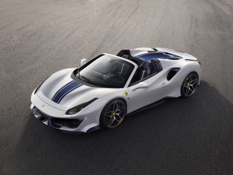 1_Ferrari Pista Spider front 3-4
