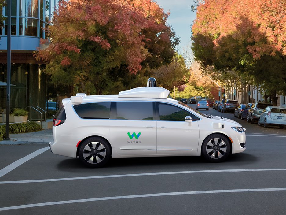 Waymo_FCA_Fully_Self-Driving_Chrysler_Pacifica_Hybrid_3nci0nl7fhecut8vm6377pl6agv