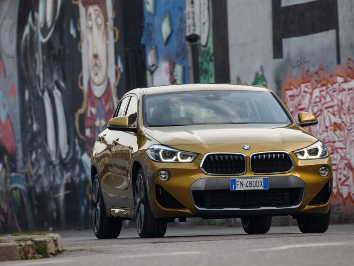 BMW X2