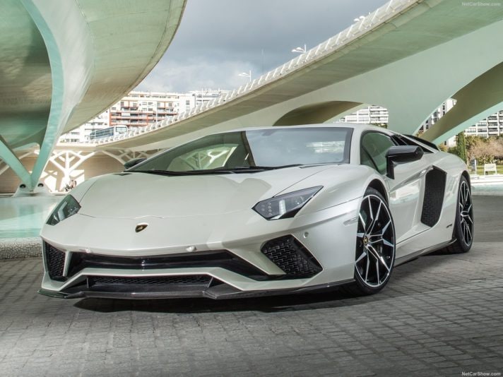 Lamborghini Aventador