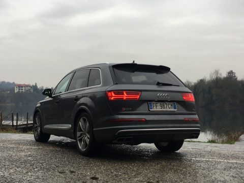 Ausi SQ7 8