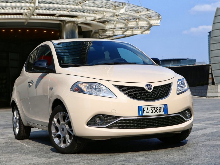 Lancia Ypsilon