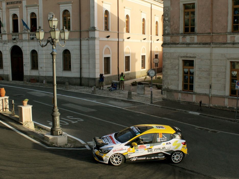 Ivan Ferrarotti, Giovanni Agnese (Renault Clio R3T #58, Best Racing Team)