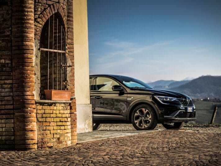 Renault Arkana dettaglio anteriore