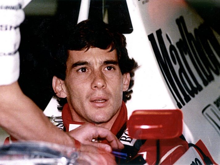 Duelli trionfi brividi: 20 anni fa l'addio al divino Senna