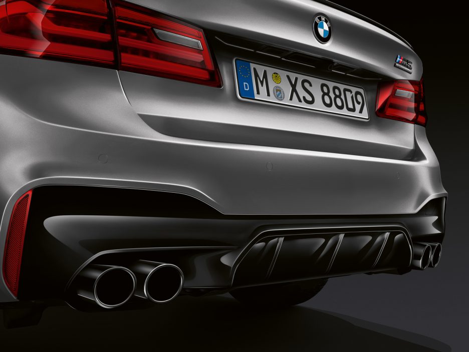 P90300373_highRes_the-new-bmw-m5-compe