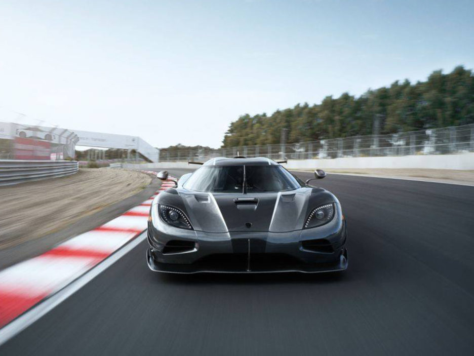 koenigsegg-agera-rs-thor-vader-final-edition-201848114_4