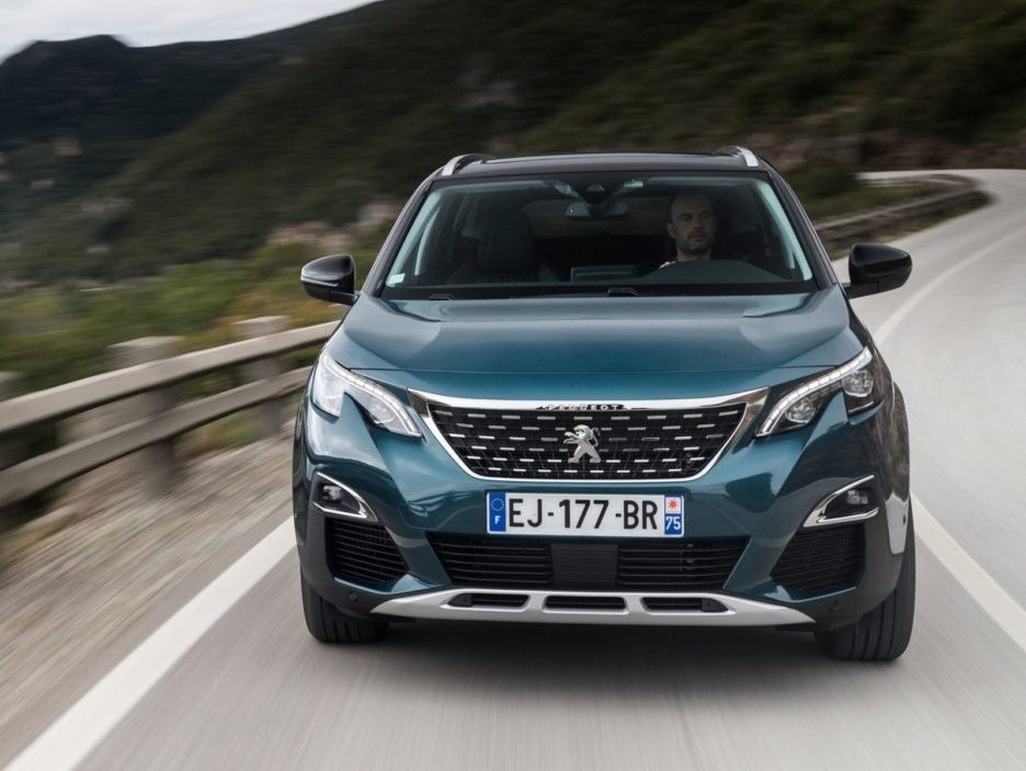 Peugeot 5008 frontale