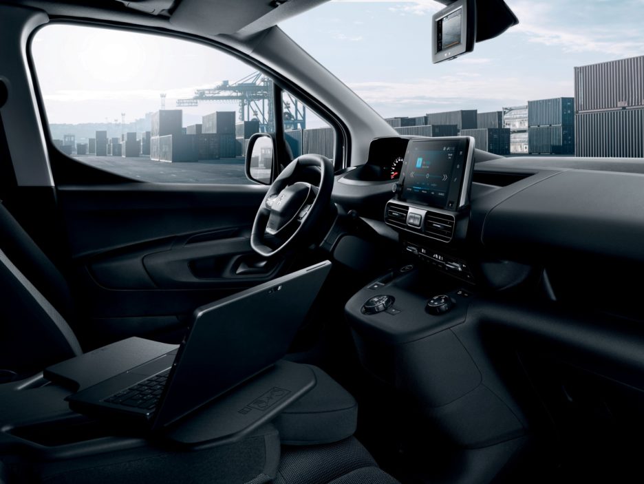 Peugeot Partner interni