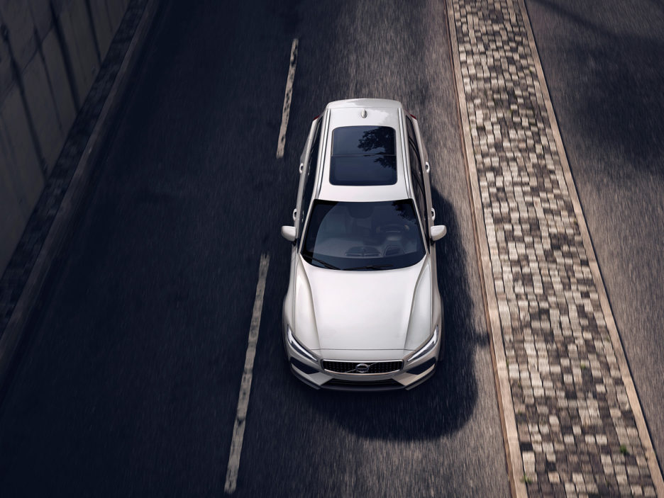 New Volvo V60 Cross Country exterior