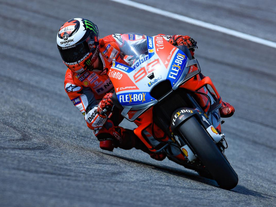99-jorge-lorenzo-esp_ds55893.gallery_full_top_lg