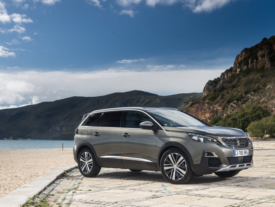 Peugeot 3008 e 5008 2