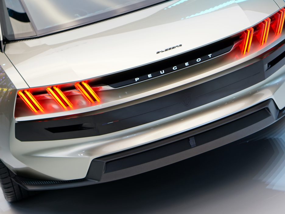 Peugeot e-Legend Concept dettaglio coda - Parigi 2018