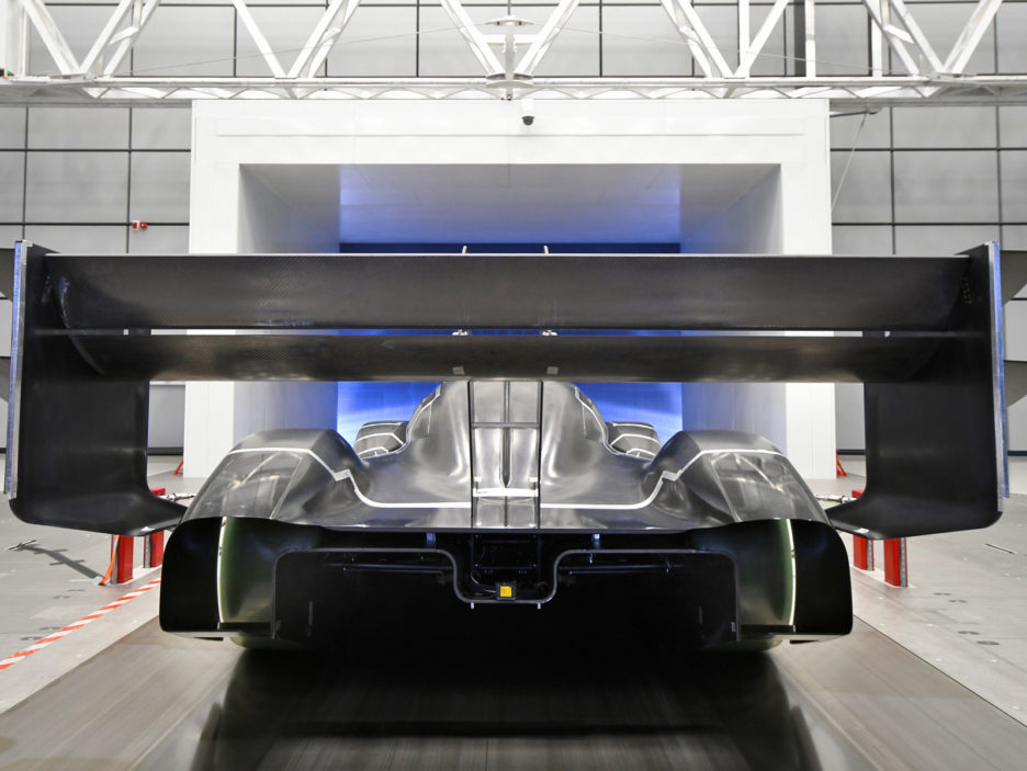 I.D. R Pikes Peak 01