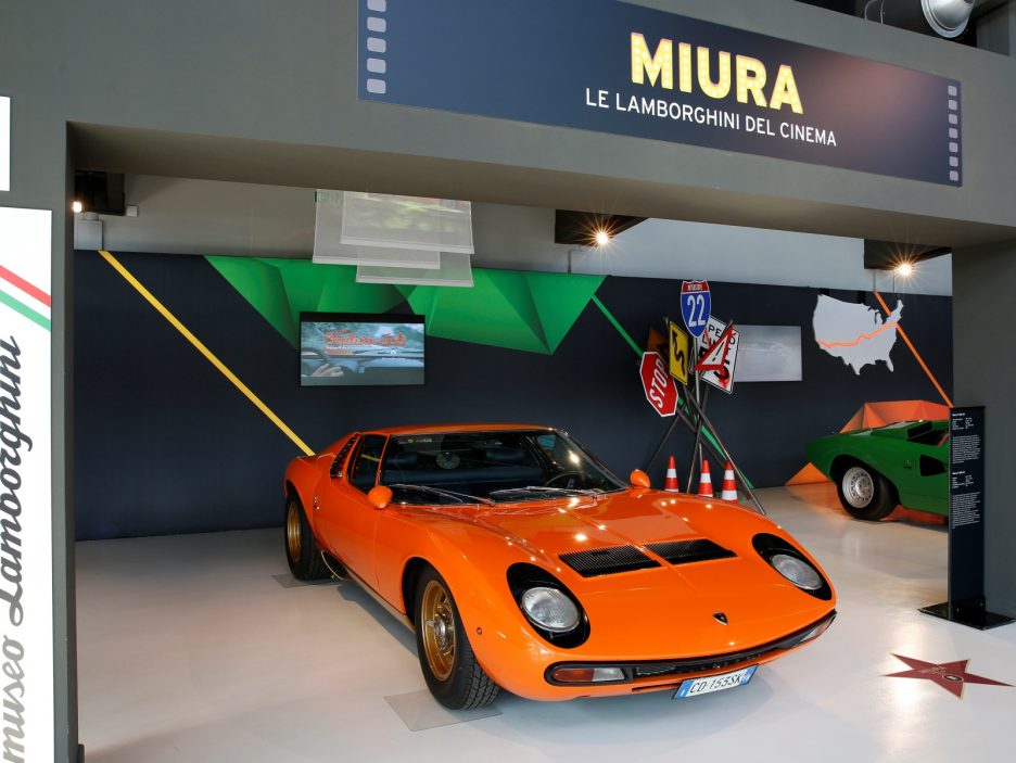 Mostra Lamborghini Cinema 3