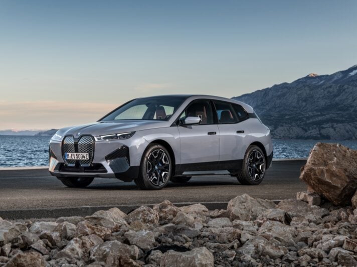 BMW iX