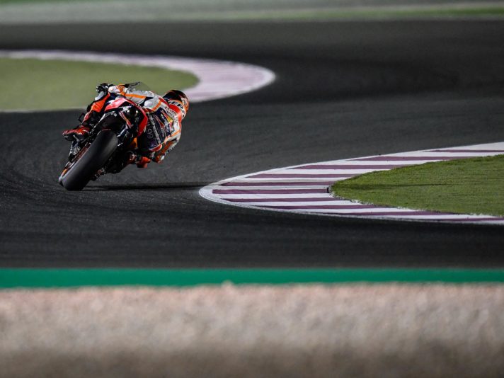 99-jorge-lorenzo-esp_lg54486.gallery_full_top_fullscreen