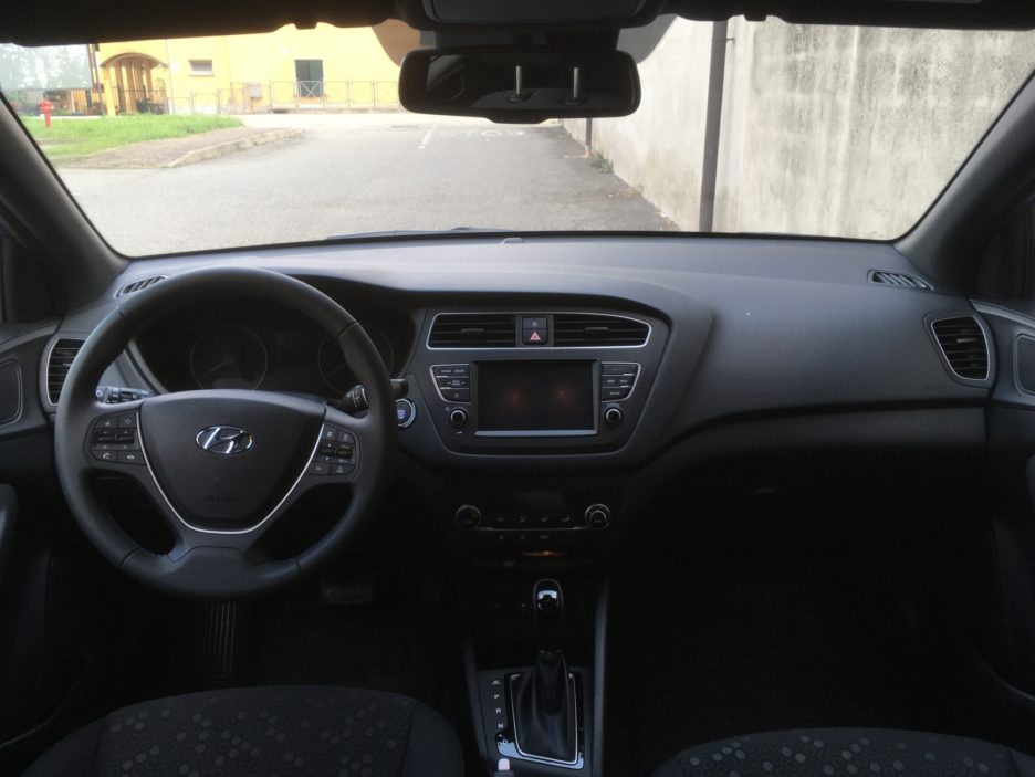 Hyundai i20 interni 2